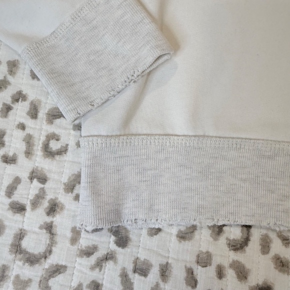 Abercrombie & Fitch Distressed 1/4 Zip Muscle Sweatshirt; White/Grey; Women's L - Picture 13 of 14